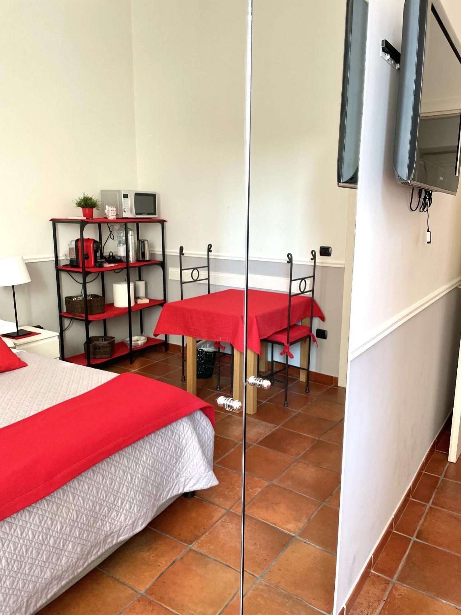나폴리 Residenza Chiaia B&B 외부 사진