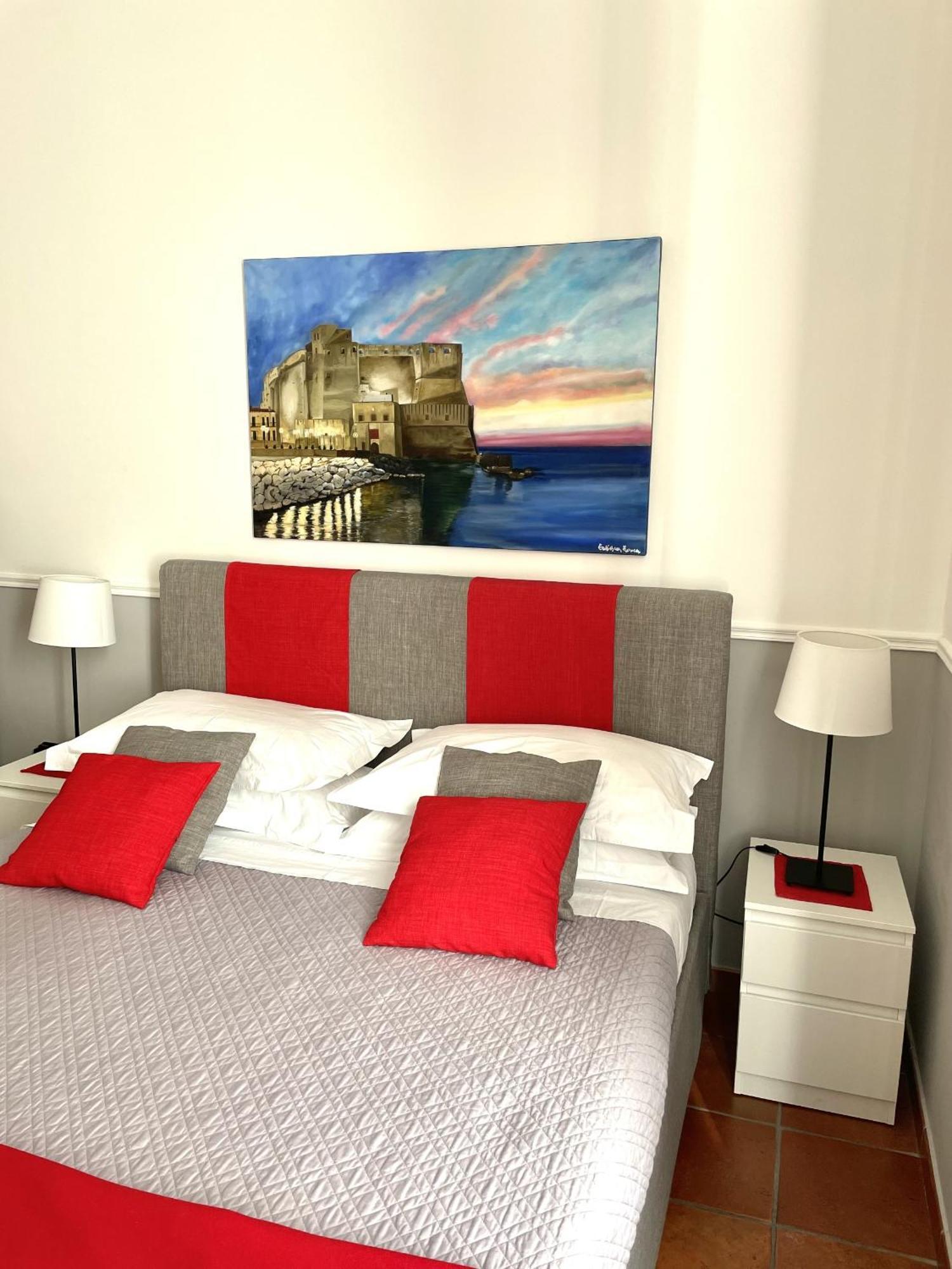 나폴리 Residenza Chiaia B&B 외부 사진